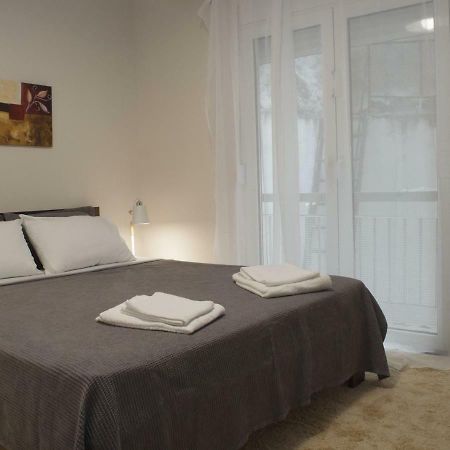 Modern Apartment, Excellent And Vibrant Location!! アテネ エクステリア 写真